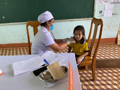 Tiêm vắc xin phòng bệnh bạch hầu tại 4 tỉnh Tây Nguyên