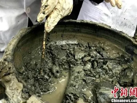 Tìm thấy món 'canh thịt bò' ngàn năm tuổi trong cổ mộ