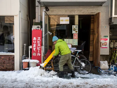 Tokyo vừa trải qua ngày lạnh nhất trong nửa thế kỷ qua