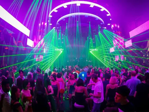 TP. HCM cho phép quán bar, vũ trường mở cửa trở lại từ 18 giờ ngày 7/9