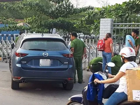 Táo tợn đập kính ô tô lấy trộm hàng tỷ đồng