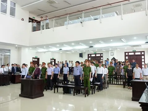 Tòa tuyên phạt ông Đinh La Thăng 13 năm tù