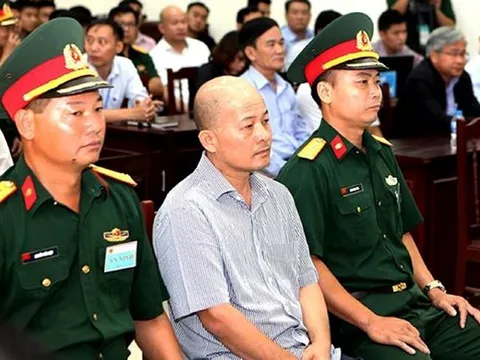 “Út trọc” - Đinh Ngọc Hệ lĩnh án 12 năm tù