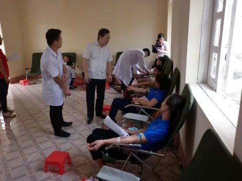 Cụm xã đảo huyện Vân Đồn tham gia hiến máu tình nguyện
