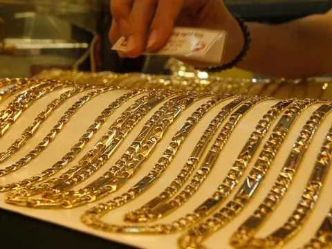 Giá vàng hôm nay 20/11: Giảm nhẹ