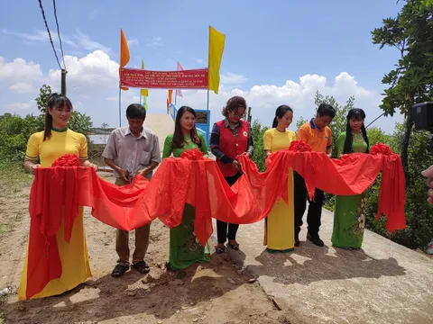 Khánh thành cầu nông thôn mới tại Bến Tre