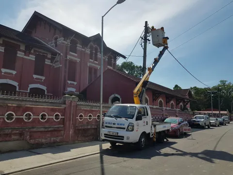 Điện lực Thừa Thiên Huế đảm bảo cấp điện an toàn, ổn định phục vụ kỳ thi THPT Quốc gia năm 2020