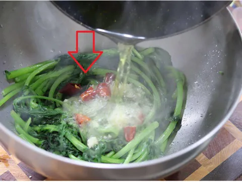 4 loại rau và 2 loại củ rất tốt cho gan, ăn thường xuyên giúp cơ thể lọc sạch độc tố