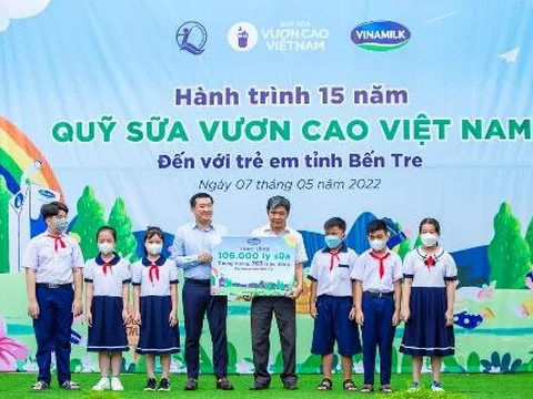 Hành trình năm thứ 15 của Qũy sữa Vươn cao Việt Nam khởi động, mang sữa đến cho 21.000 trẻ em
