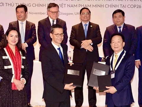 Standard Chartered tài trợ 6 tỷ USD cho các dự án xanh của T&T Group