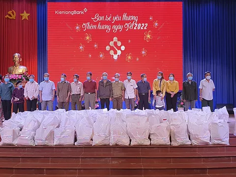 KienlongBank hỗ trợ vùng sâu, vùng xa các hoạt động giáo dục và tác vụ ngân hàng, dịch vụ công