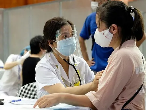 Hà Nội: Nhân viên y tế được hỗ trợ tối đa 10 triệu đồng