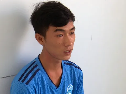 Thanh niên trộm tiền của bà ngoại đi mua iPhone tặng bạn gái bị phạt 2 năm tù