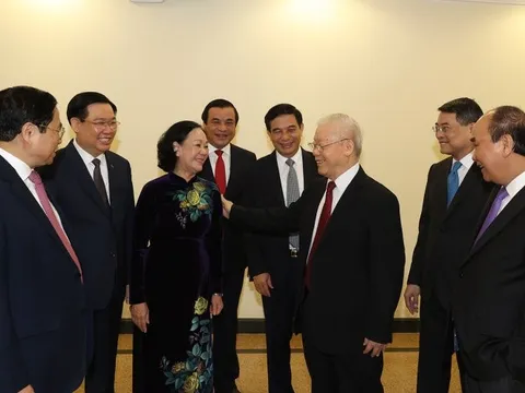 Trung ương đồng ý phương án điều chỉnh tiền lương, lương hưu trong năm 2023