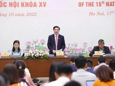 Đề xuất tăng lương cơ sở cho cán bộ, công chức lên 1,8 triệu/tháng