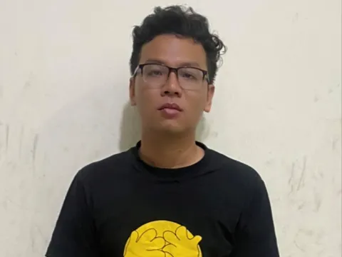 Tin lời "thầy bói mạng", cô gái chuyển 2,2 tỷ đồng mua tranh giải "đại hạn"