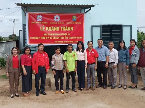 Hội Chữ thập đỏ tỉnh Lâm Đồng: Khánh thành nhà tình thương và trao học bổng cho học sinh nghèo hiếu học