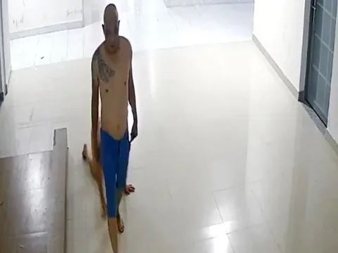 Bắt giam người cha bạo hành con ruột dã man