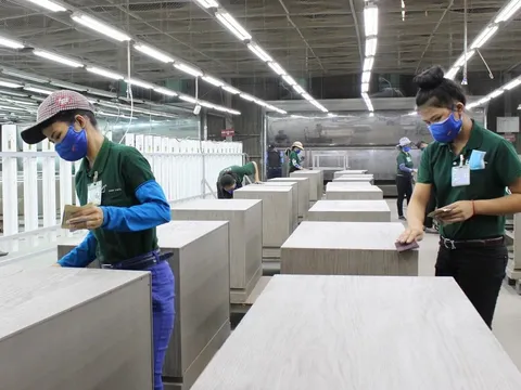 Thiếu đơn hàng, nhiều nhà máy cho công nhân nghỉ Tết một tháng