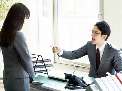 Từ ngày 12/12, giảng viên xúc phạm sinh viên bị phạt đến 10 triệu đồng