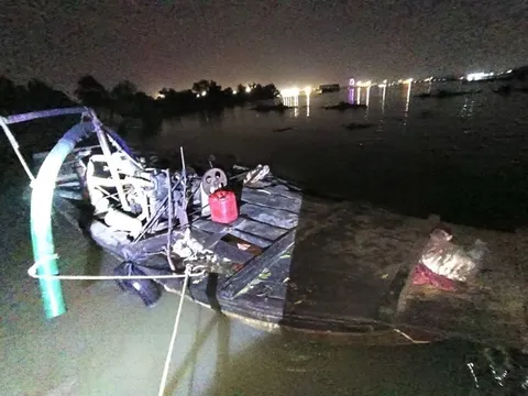 Đồng Nai: Liên tiếp phát hiện phương tiện khai thác cát trái phép