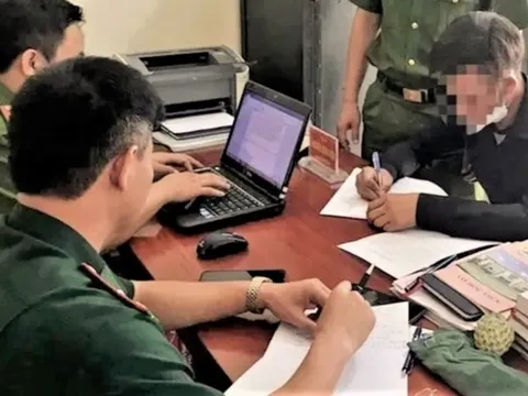 Xử phạt 45 triệu đồng với người bố có hành vi bạo hành con gái dã man