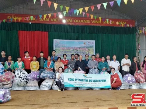 Hoạt động nhân đạo vì cộng đồng