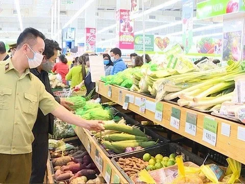 Hà Nội lập 4 đoàn kiểm tra liên ngành, quyết không để người dân phải dùng thực phẩm bẩn dịp Tết