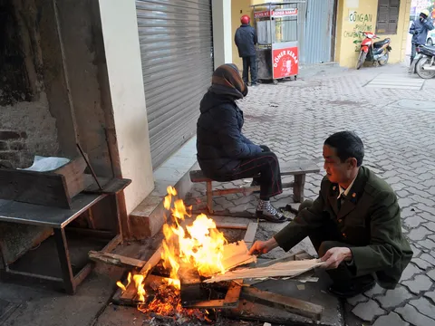 Từ đêm nay, miền Bắc mưa và rét buốt