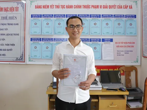 Trẻ em đầu tiên được cấp giấy khai sinh, thẻ BHYT đồng thời với đăng ký thường trú thông qua Dịch vụ công liên thông