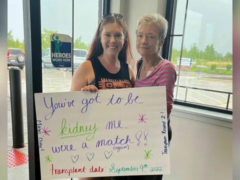 Con gái hai lần hiến tạng cứu mẹ: "Cứu sống được mẹ là điều tuyệt vời"