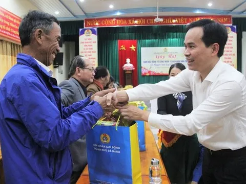 Tặng 11.300 suất quà cho người lao động Đà Nẵng dịp Tết