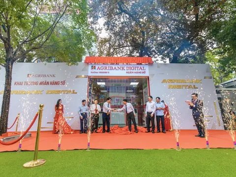 Khai trương Ngân hàng số đầu tiên khu vực Bắc Miền Trung