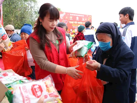 Độc đáo ''Chợ Tết nhân ái'' 2023 của huyện Ứng Hòa