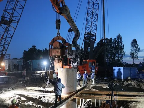 Vụ cháu bé 10 tuổi lọt trụ bê tông: Lo nhà ở, việc làm cho gia đình nạn nhân