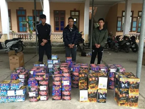 Quảng Trị: Bắt quả tang 3 thanh niên tàng trữ hơn 400 kg pháo