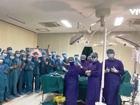 Việt Nam hỗ trợ Lào thực hiện thành công 2 ca ghép thận từ người hiến sống