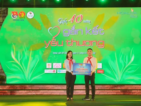 Món quà từ trái tim: Tập đoàn TH mang mùa Tết sẻ chia đến với những hoàn cảnh khó khăn