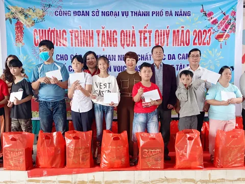 Hội Chữ thập đỏ Đà Nẵng: Chung tay chăm lo Tết cho người nghèo
