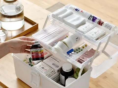 Những loại thuốc và dụng cụ y tế mỗi gia đình cần chuẩn bị trong những ngày Tết