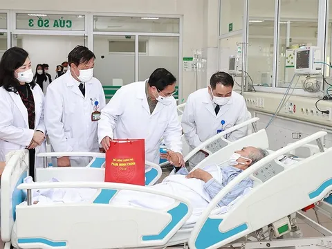 Thủ tướng Phạm Minh Chính thăm và chúc Tết tại các bệnh viện ở Hà Nội