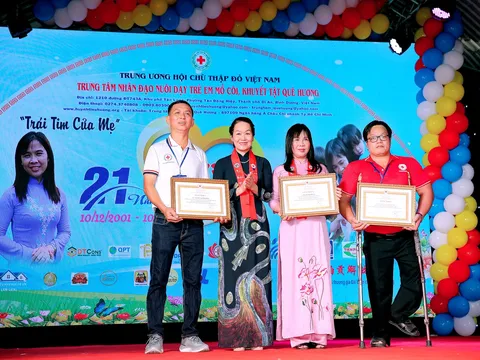 Trung tâm Nhân đạo Quê Hương: Nơi sẻ chia tình thương, hội tụ tấm lòng bác ái