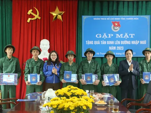 Thanh Hóa: Có 2 nữ tân binh trong đợt tuyển quân năm 2023