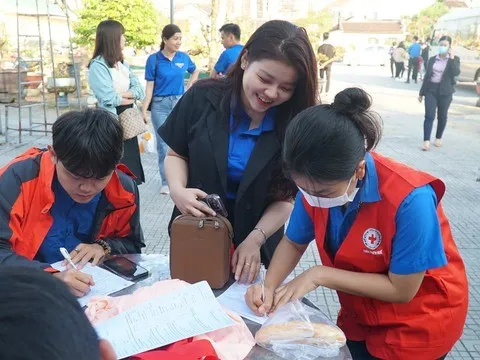 Người trẻ Thừa Thiên - Huế góp hơn 400 đơn vị máu trong ngày 'Chủ nhật đỏ'