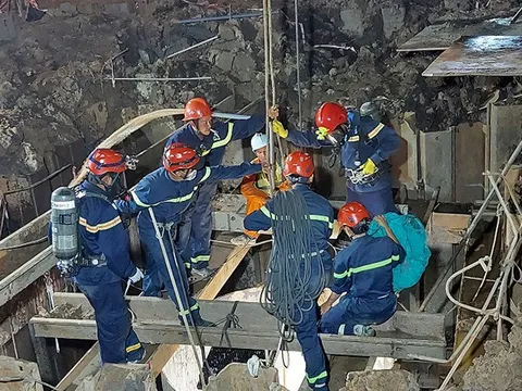 Chủ tịch Đồng Tháp gửi thư cảm ơn lực lượng cứu hộ vụ bé trai 10 tuổi rơi xuống trụ bê tông