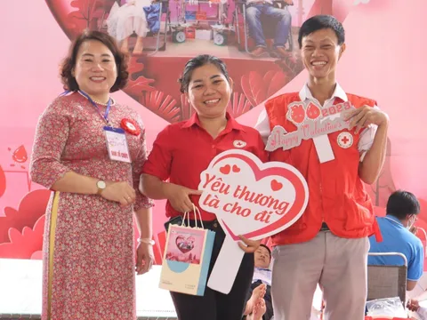 Lễ hội Xuân Hồng tại Bình Phước: Nét đẹp văn hoá đầu xuân, khơi dậy hàng vạn tấm lòng nhân ái
