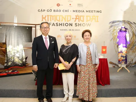 Kimono – Aodai Fashion Show: Chương trình giao lưu văn hóa nghệ thuật kỷ niệm 50 năm quan hệ Việt Nam – Nhật Bản