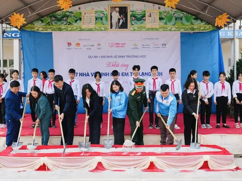 Xây dựng 27 nhà vệ sinh cho học sinh dân tộc thiểu số tại Lạng Sơn