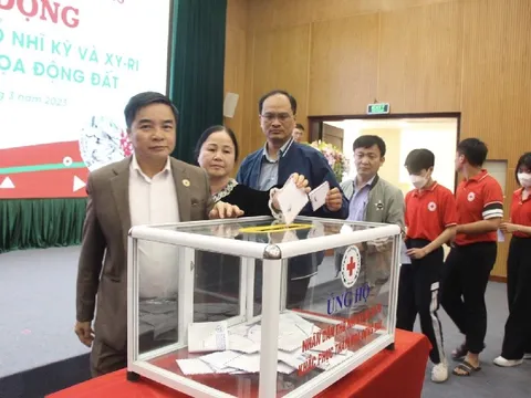 Hội Chữ thập đỏ tỉnh Bắc Giang tổ chức lễ phát động ủng hộ nhân dân Thổ Nhĩ Kỳ và Xy - ri khắc phục hậu quả động đất