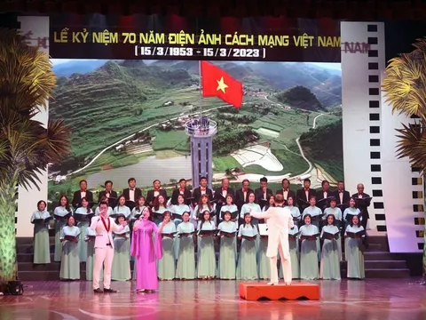 Xây dựng Điện ảnh Việt Nam theo hướng hội nhập và mang đậm bản sắc dân tộc